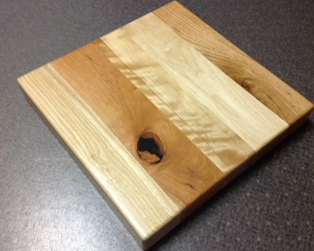 MULTI-SPECIES WOOD CUTTING BOARD